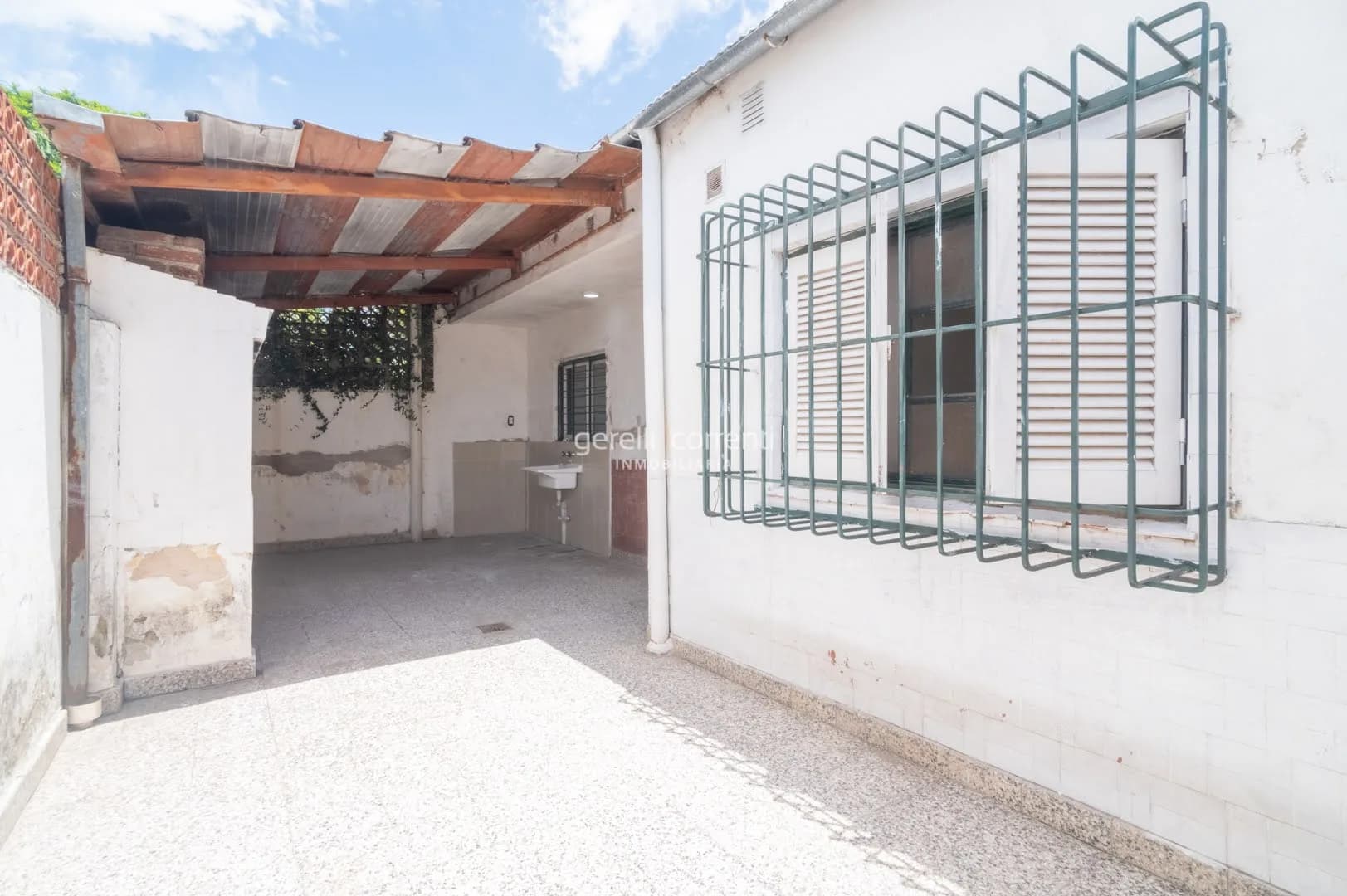 B. CANDIOTI NORTE - CASA INTERNA UNICA (NO PH) - P. Baja – 2 Dormit. + 2 Patios
