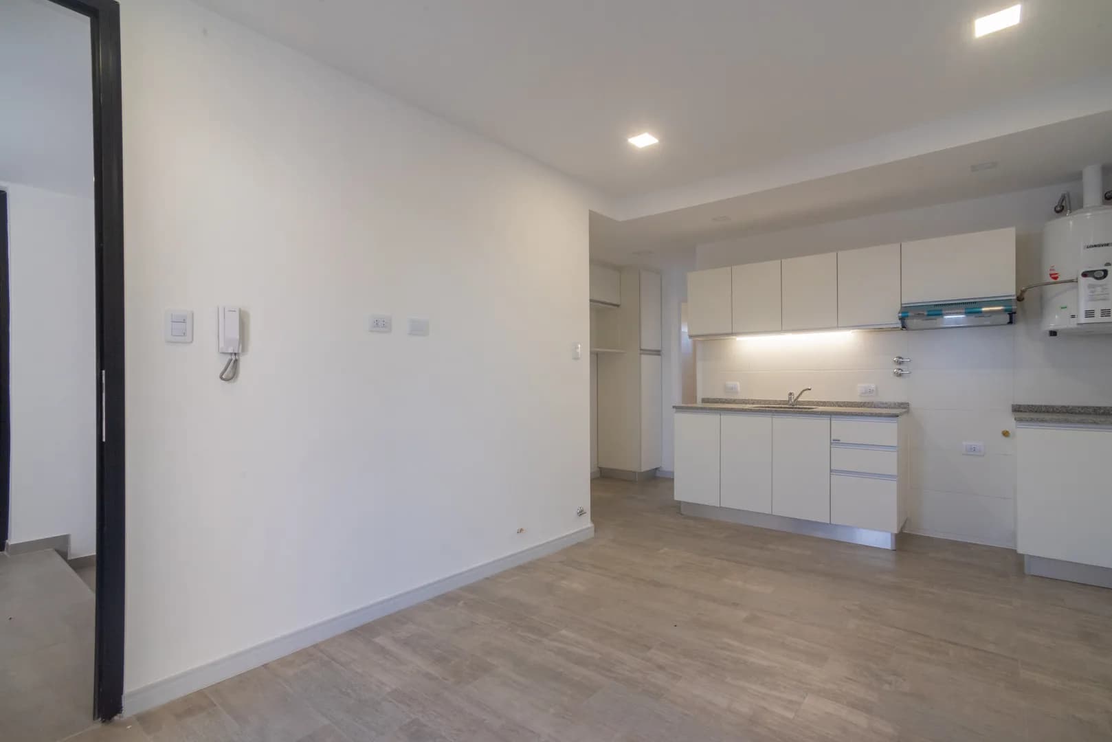 DEPTOS a estrenar en Candioti Norte - 1º y 2º PISO al Contrafrente de 1 DORMITORIO.