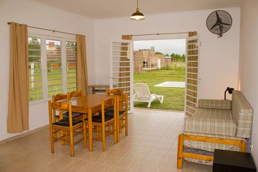 Moderna casa quinta en Km 11