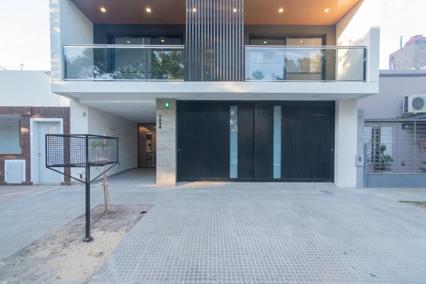 DEPTOS en PLANTA BAJA con PATIO VERDE a estrenar en Candioti Norte – 1 DORMITORIO.
