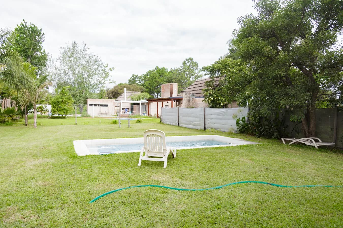 Moderna casa quinta en Km 11