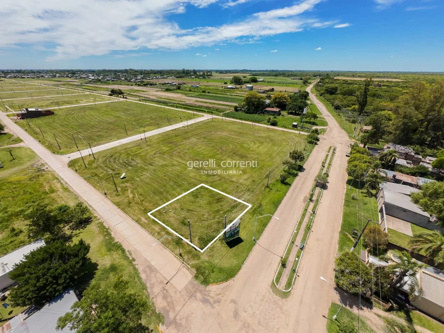 Lote en esquina en PRADERAS 5 - Excepcional ubicación