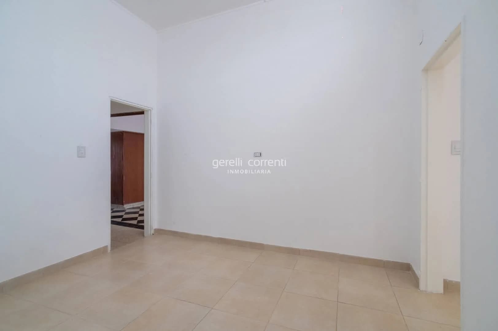 B. CANDIOTI NORTE - CASA INTERNA UNICA (NO PH) - P. Baja – 2 Dormit. + 2 Patios