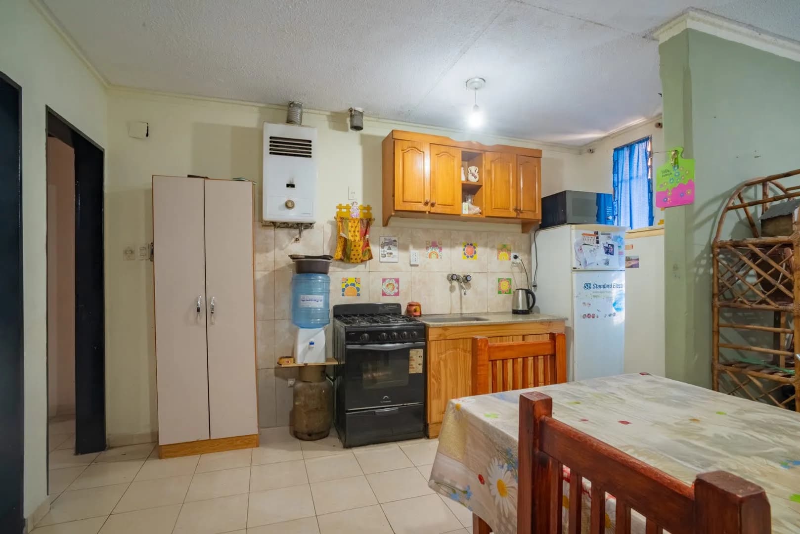 CASA en Guadalupe O. 3 Dormit., Cochera y Patio - R. 12 de Infantería 2300