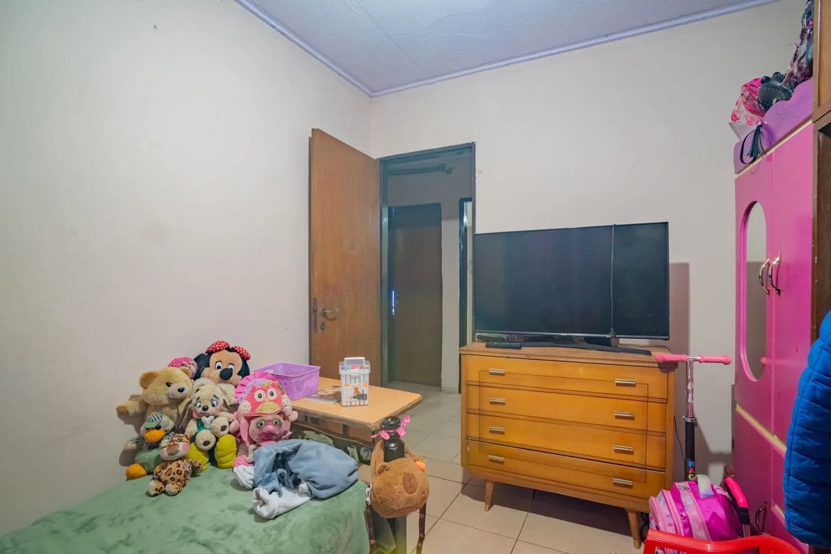 CASA en Guadalupe O. 3 Dormit., Cochera y Patio - R. 12 de Infantería 2300