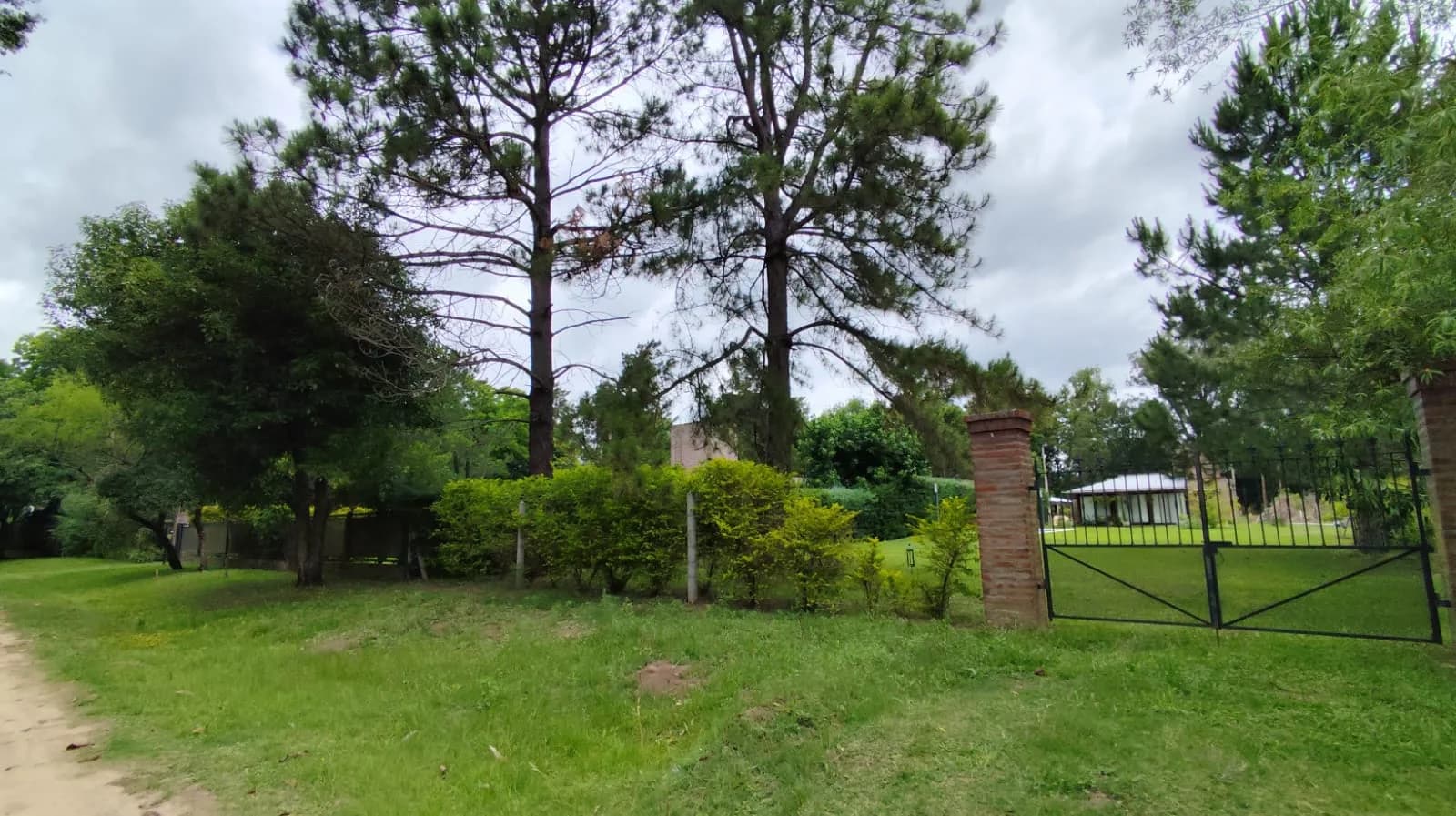 Lote de 465m2 en Arroyo Leyes - Las Acacias