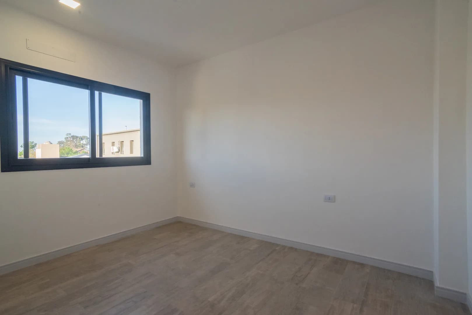 DEPTOS a estrenar en Candioti Norte - 1º y 2º PISO al Contrafrente de 1 DORMITORIO.