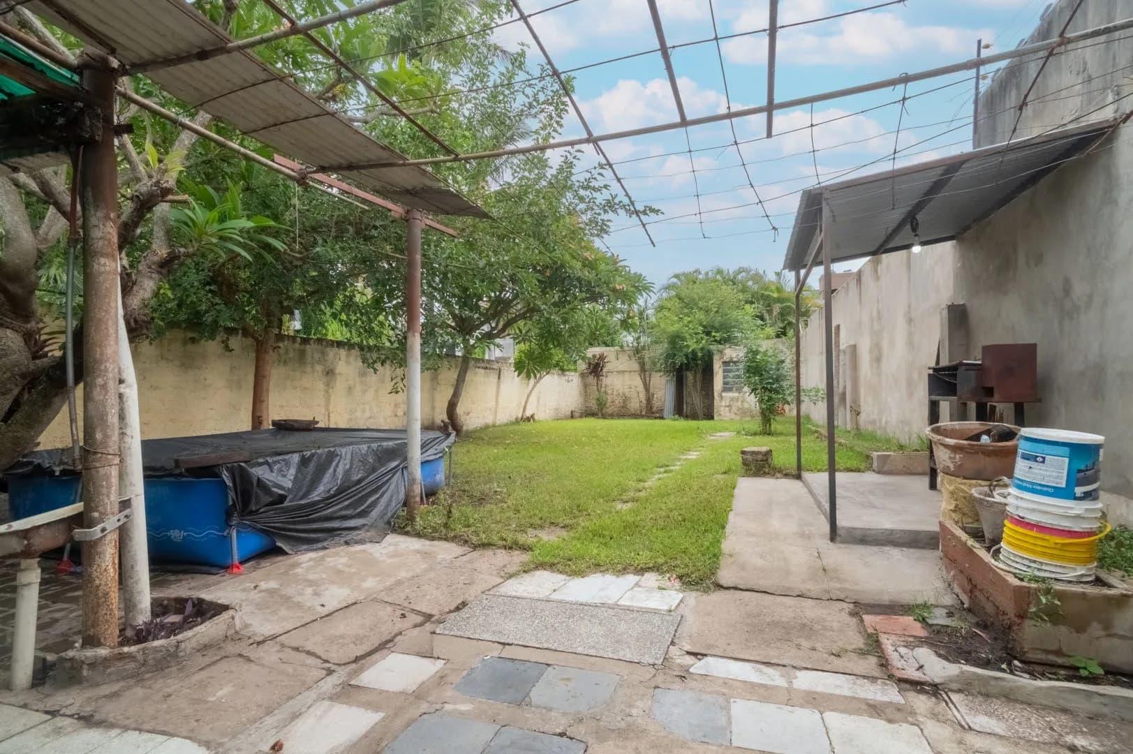 GUADALUPE: CASA CON TERRENO de 9,00 x 49,20
