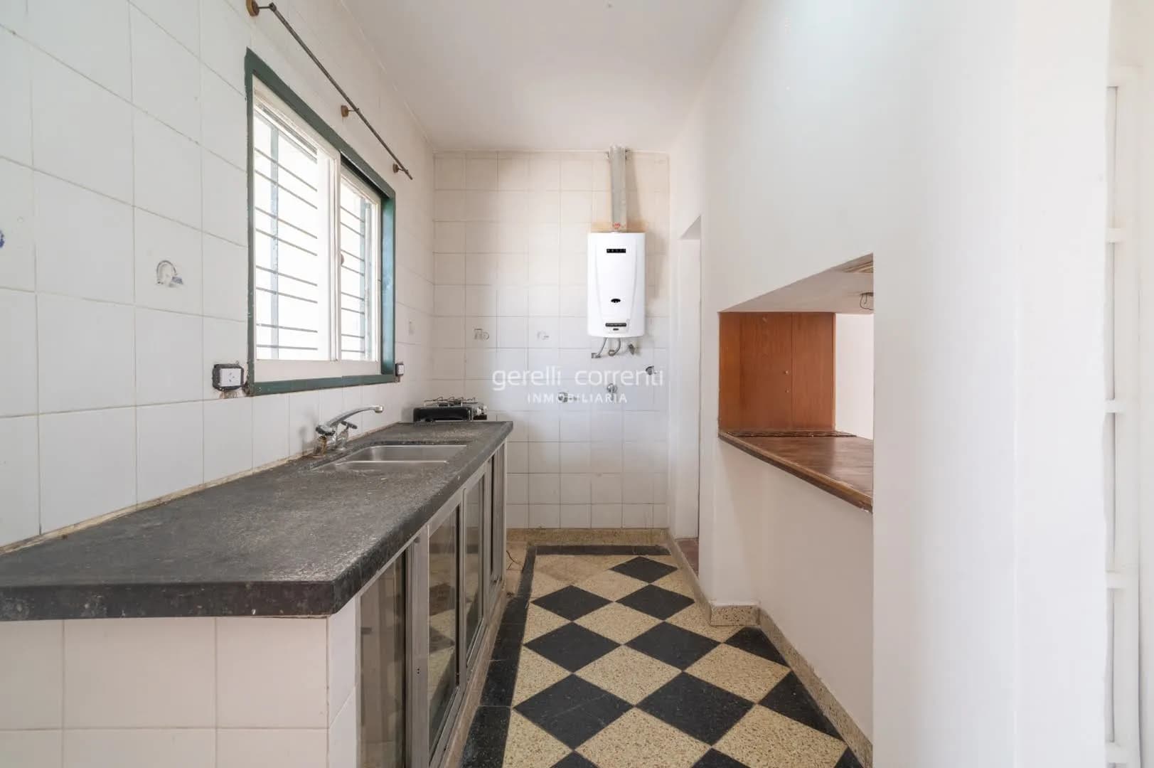 B. CANDIOTI NORTE - CASA INTERNA UNICA (NO PH) - P. Baja – 2 Dormit. + 2 Patios
