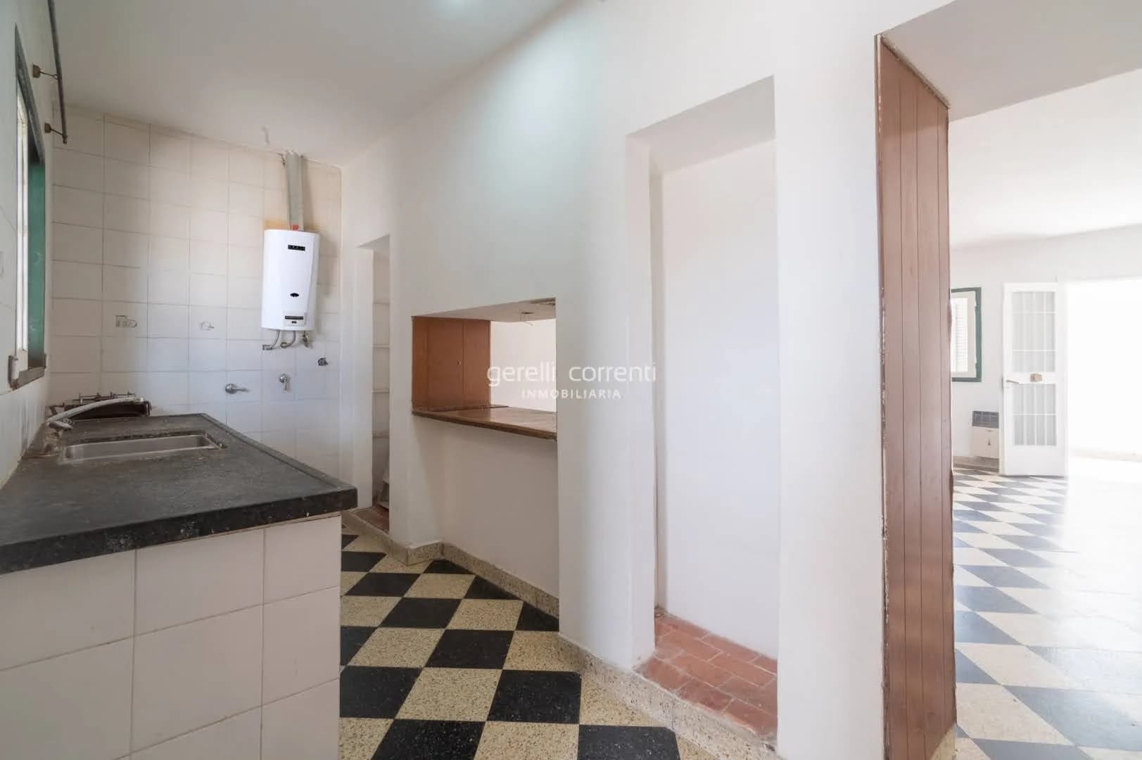 B. CANDIOTI NORTE - CASA INTERNA UNICA (NO PH) - P. Baja – 2 Dormit. + 2 Patios