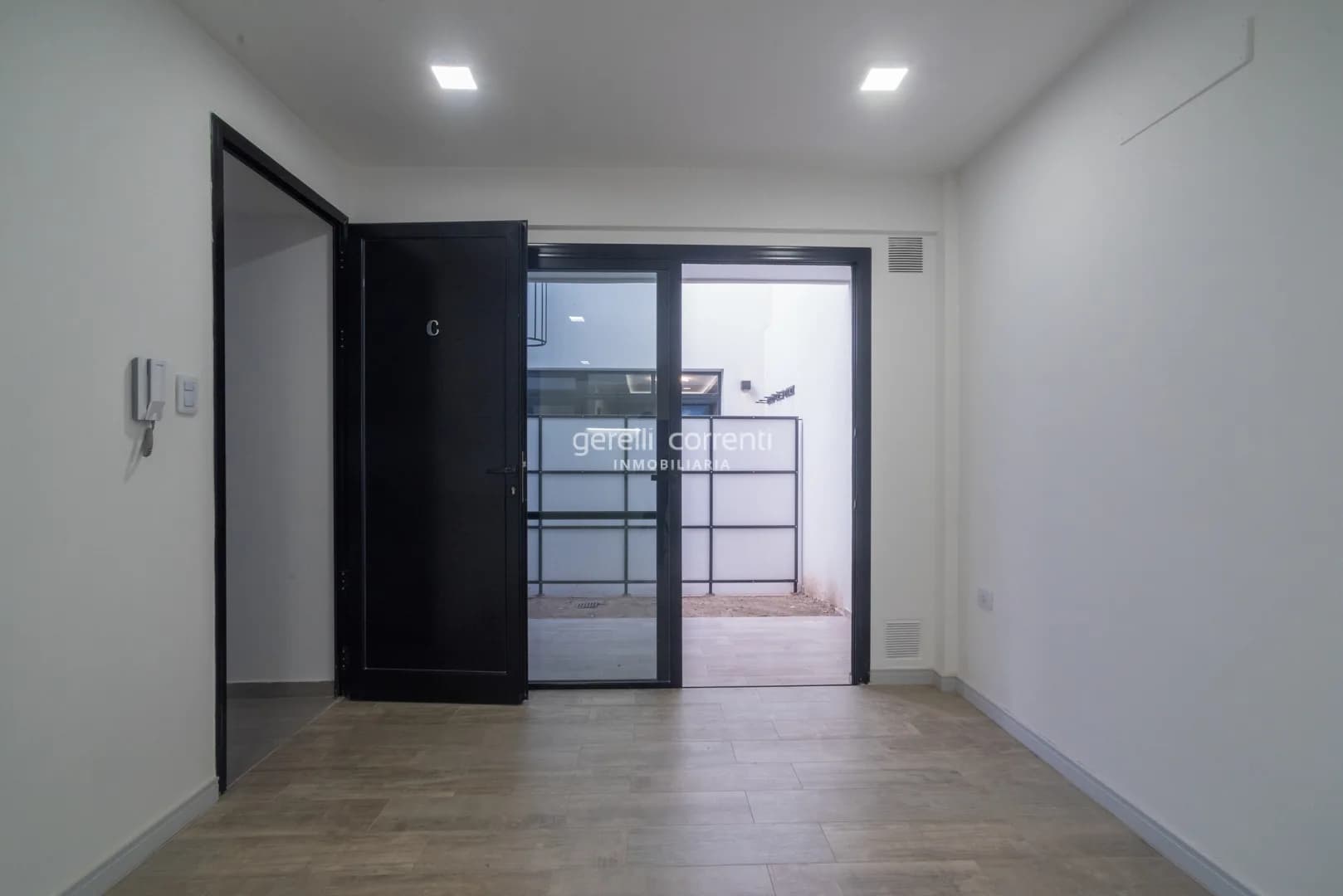 DEPTOS en PLANTA BAJA con PATIO VERDE a estrenar en Candioti Norte – 1 DORMITORIO.